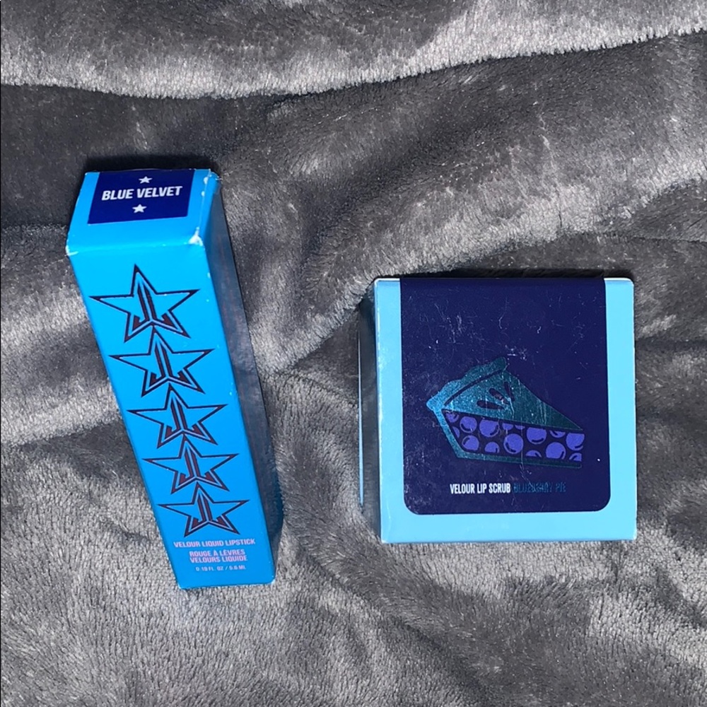 ✨Jeffree Star BUNDLE✨ LIQUID LIPSTICK & LIP SCRUB